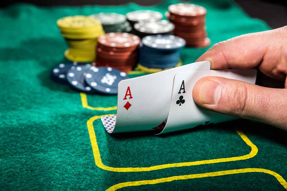 Penjelasan Royal Flush dalam Permainan Texas Hold’em Poker